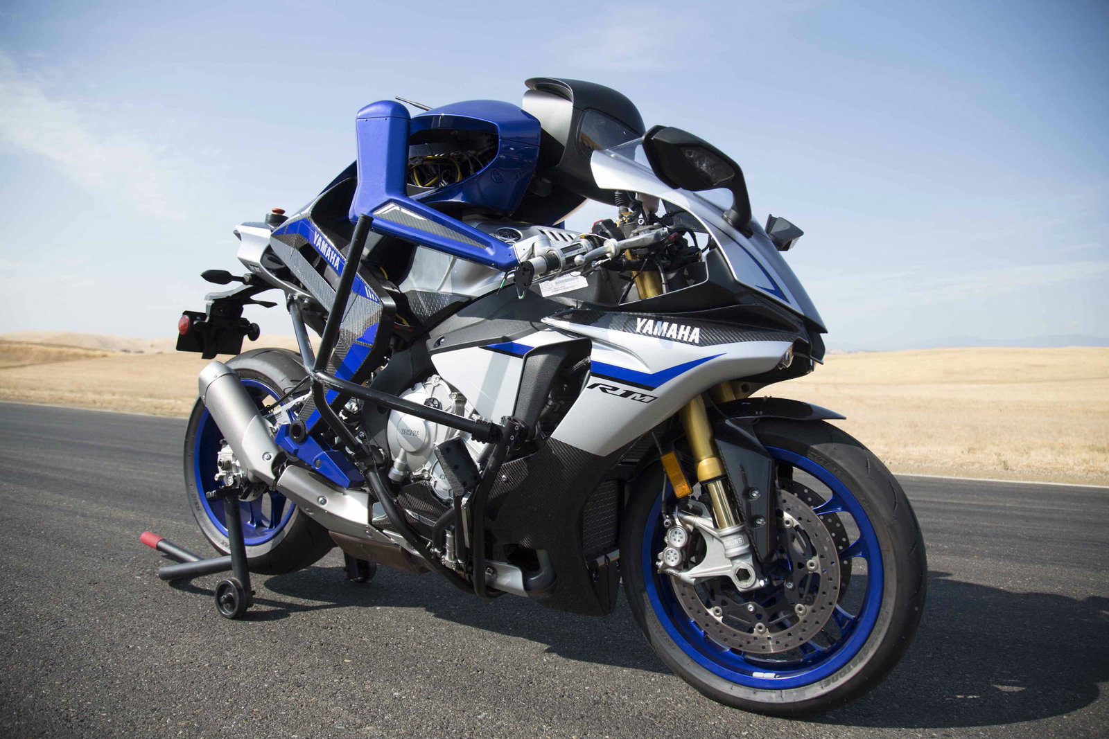 BMW announces service campaign for 440,000 R 1200 GS and R 1250 GS bikes