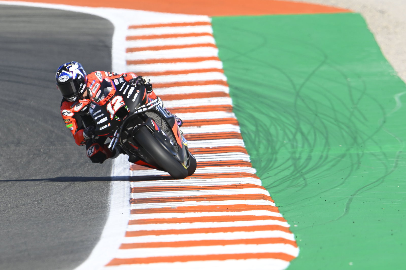 Maverick Vinales, 2022 Valencian Grand Prix. - Gold and Goose