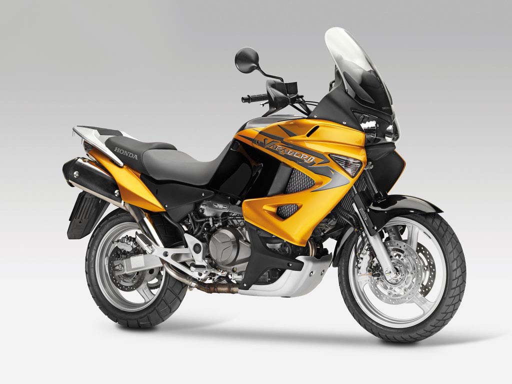 FJS600 Silverwing (2001 - present) review