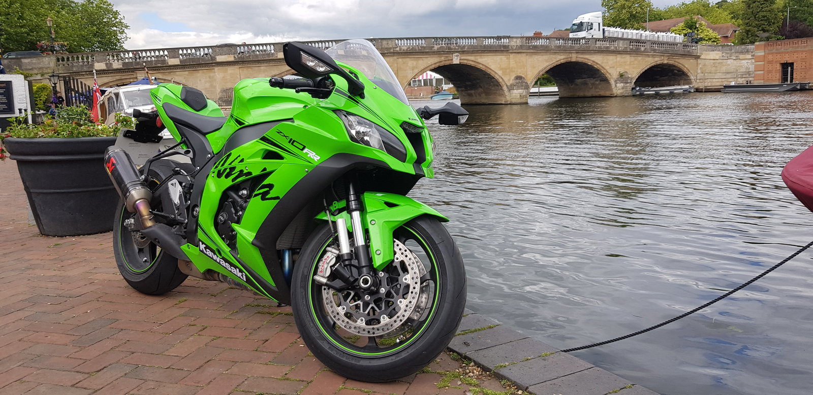 Kawasaki ZX-10R Ninja: The full story of the Japanese superbike