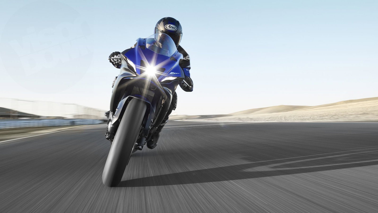 Yamaha R7 revealed | All the specs and features of the sports bike ...