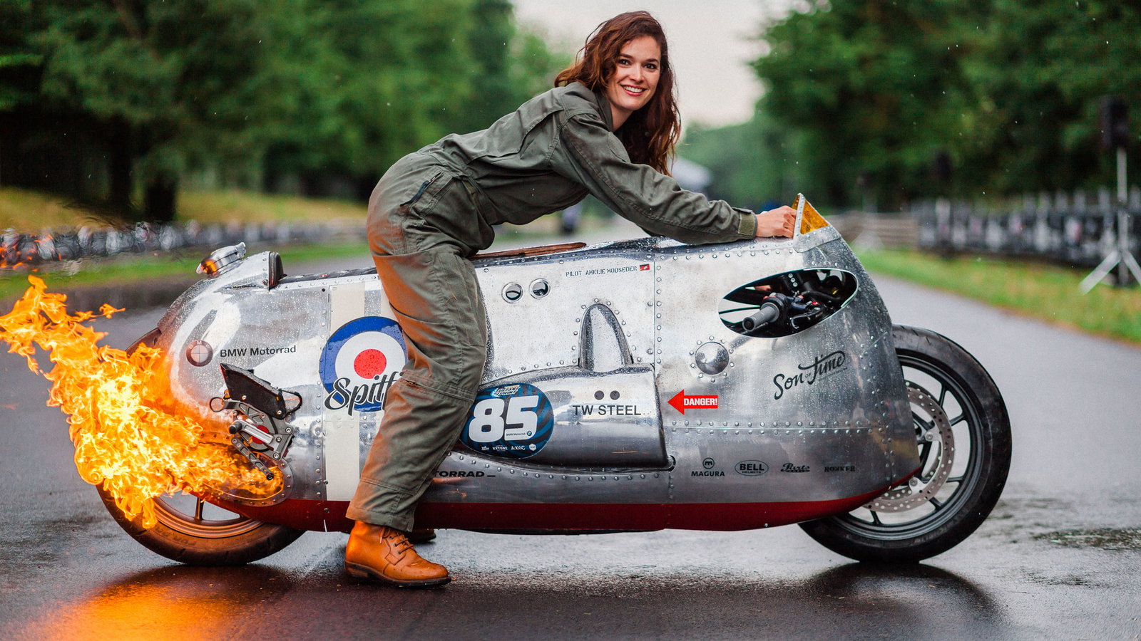 BMW R1200 R LC Spitfire custom bike. - VTR Customs