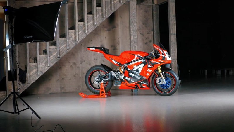 University Students Build 188mph Vector-ST Electric Superbike | Visordown