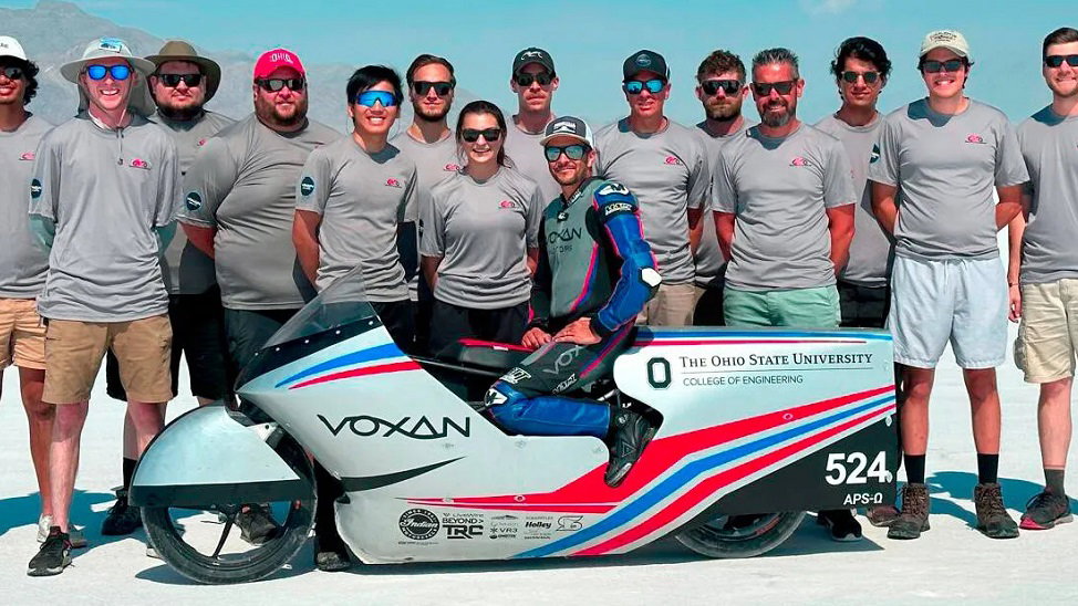 The Voxan and Ohio state University team on the Bonneville Salt Flats