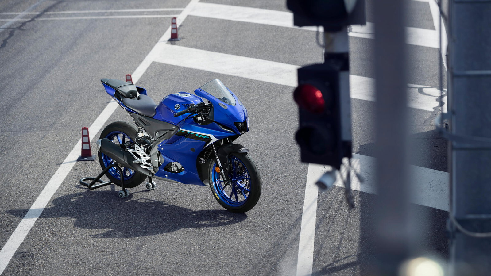 Yamaha R125 Gets New Colours and Tech Updates for 2025 | Visordown