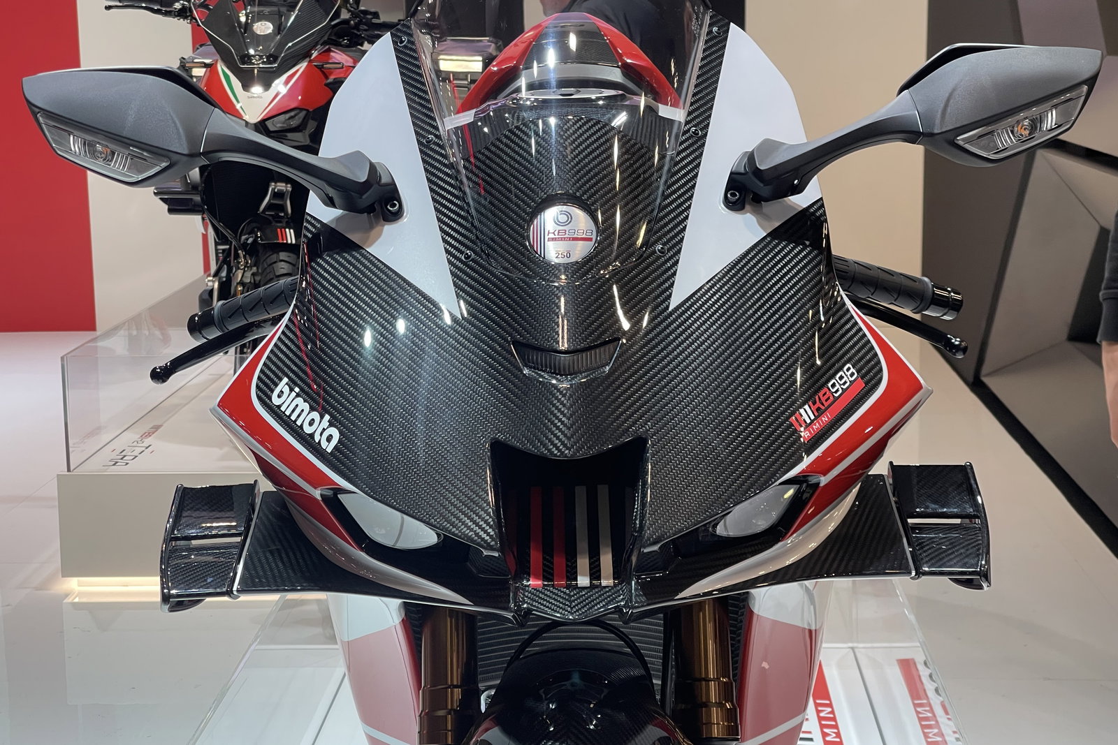 Bimota KB998 Kawasaki-Powered Sport Bike Revealed | Visordown