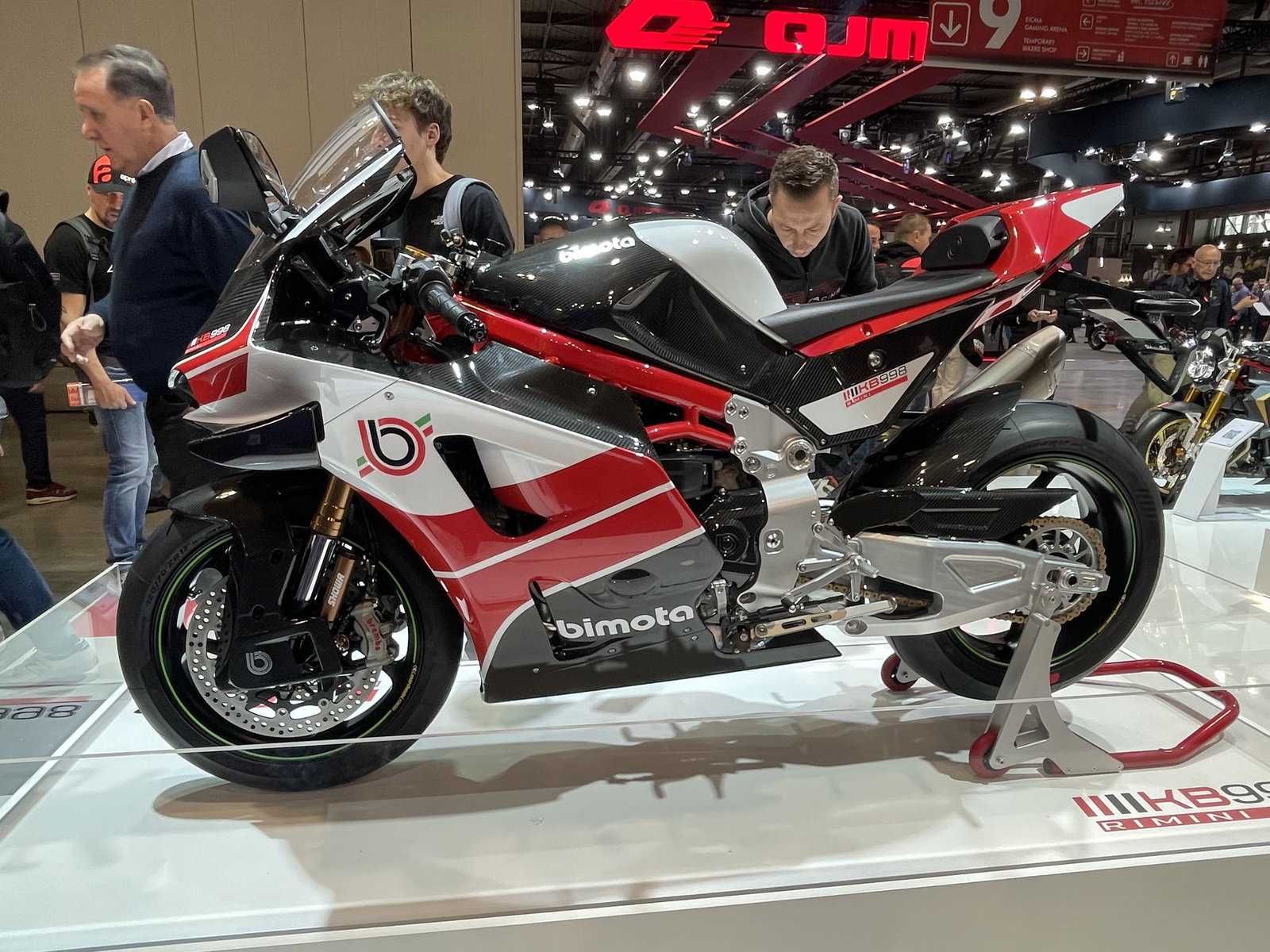 Bimota KB998 Kawasaki-Powered Sport Bike Revealed | Visordown