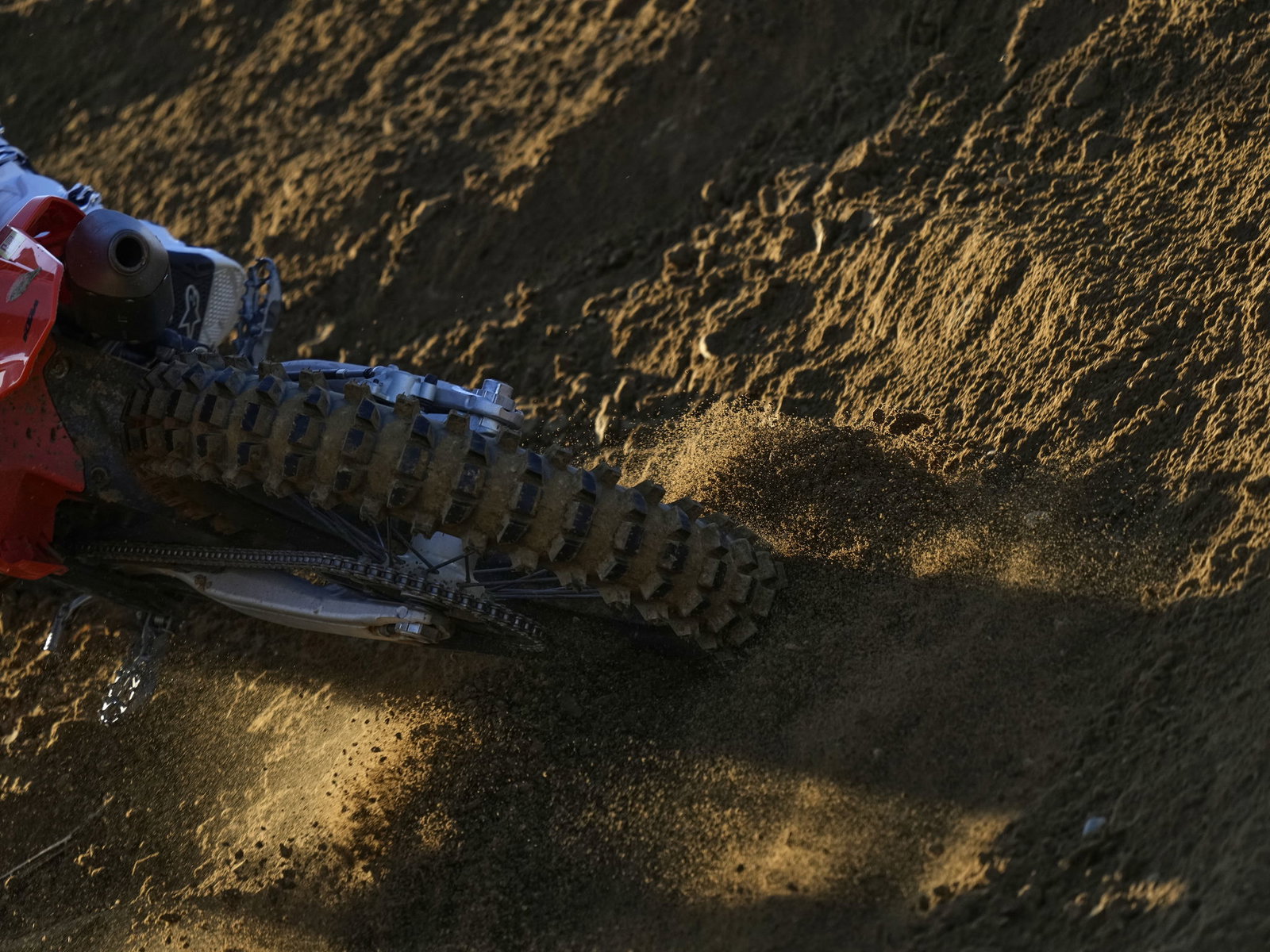 Pirelli Scorpion MX32 tyres
