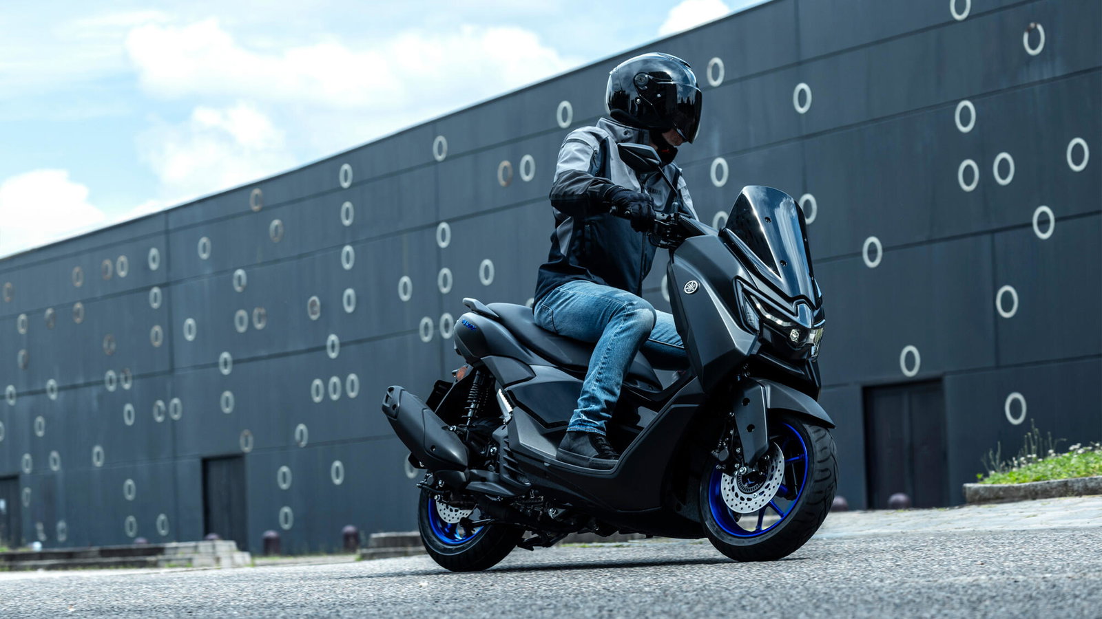 Yamaha NMax 125 Scoot Gets 2025 Upgrade Alongside New Tech Max