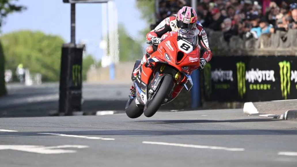 Isle of Man TT-Winning Team Explains Shock Road Racing Exit | Visordown