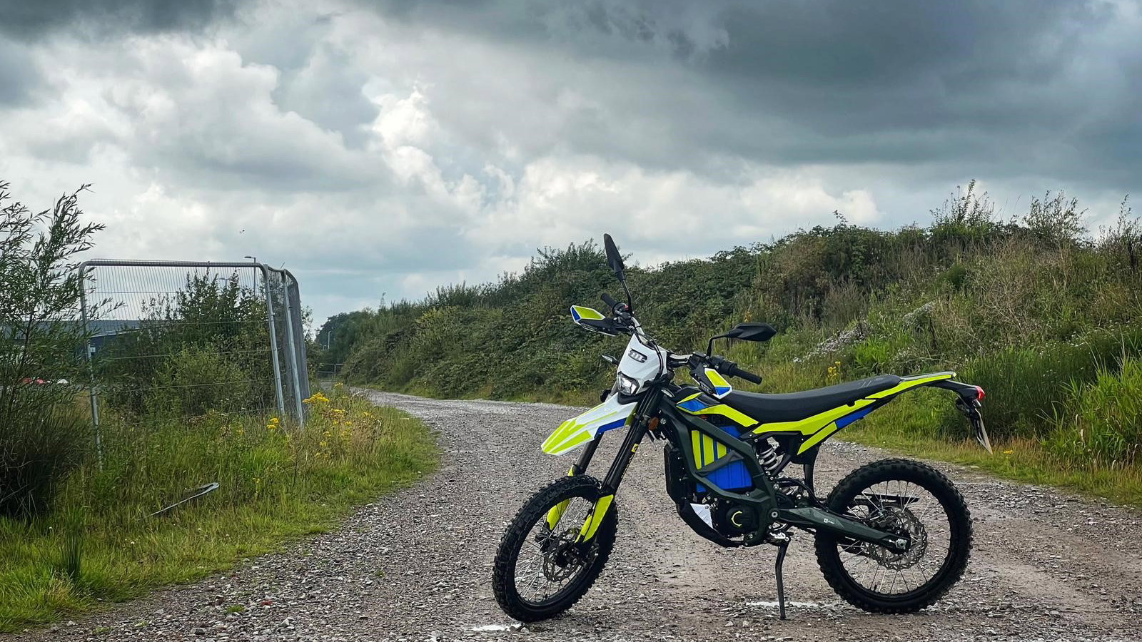 A Sur-Ron Light Bee like the one to be used by the Met Police