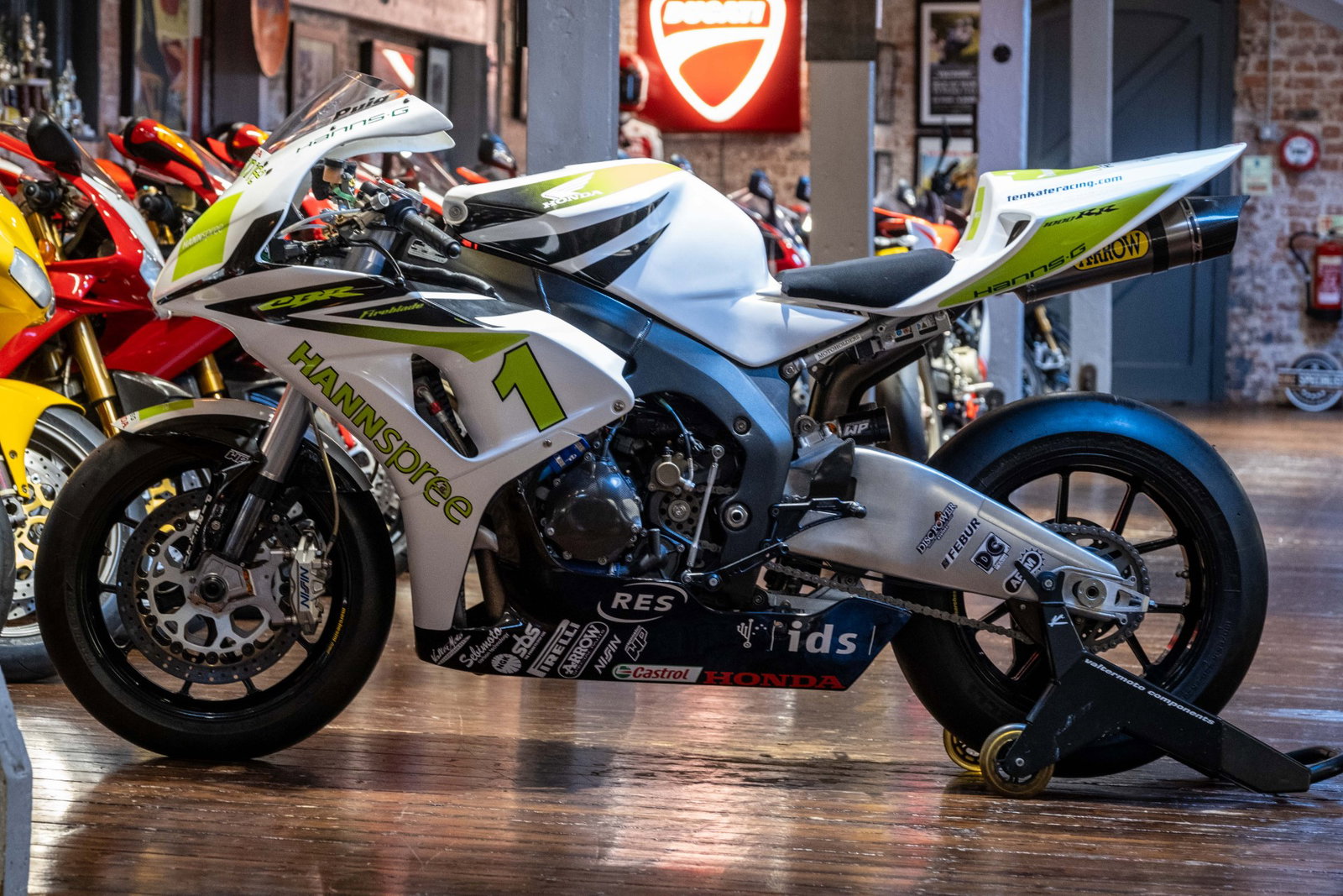 James Toseland's 2007 Title-Winning Bike Costs £150k | Visordown