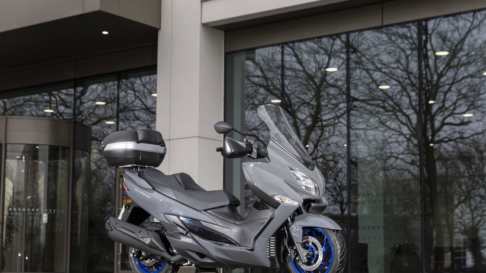 Suzuki Burgman 400