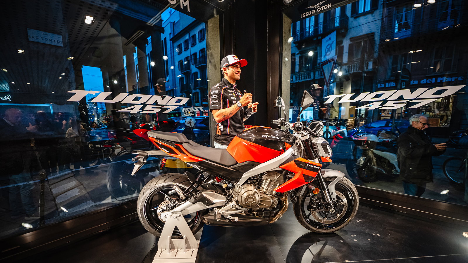 Jorge Martin Aprilia Tuono 457