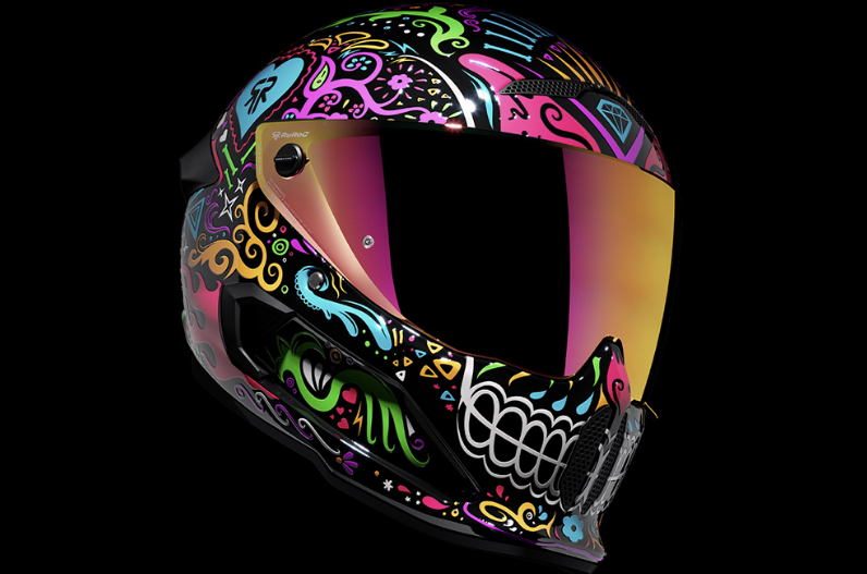 are snowboarding helmets and skstebosrding helmets the same Saint