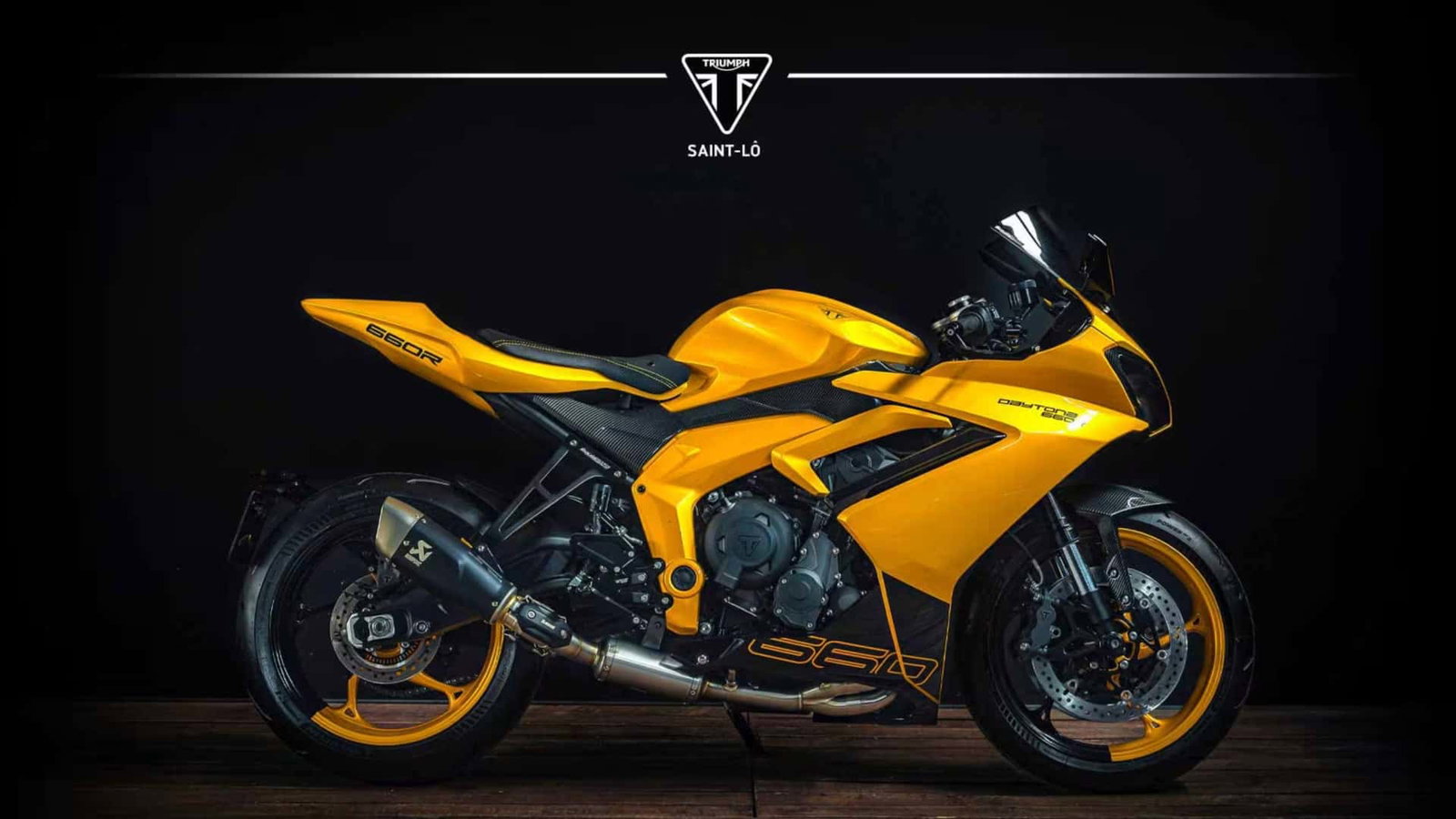 ☆早い者勝ち☆　珍品　TRIUMPH ST 改造して新機能満載のST Check Out These Crazy Triumph Custom Builds in France | Visordown