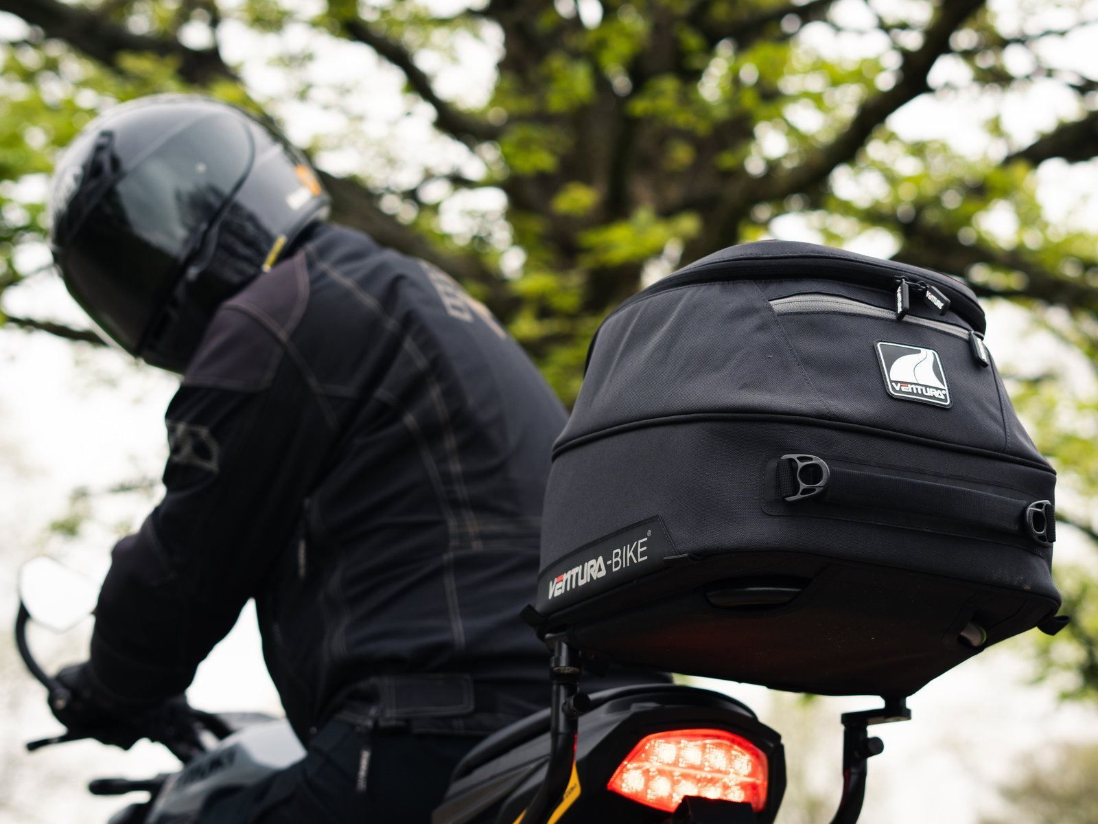 Ventura Unveils New Evo-22 Jet-Stream III Bag | Visordown