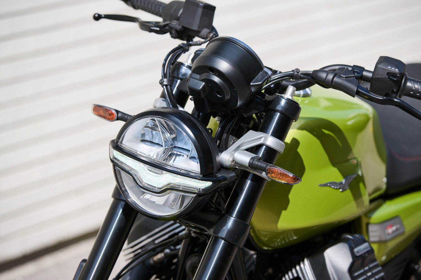 The V7 Sport - detail