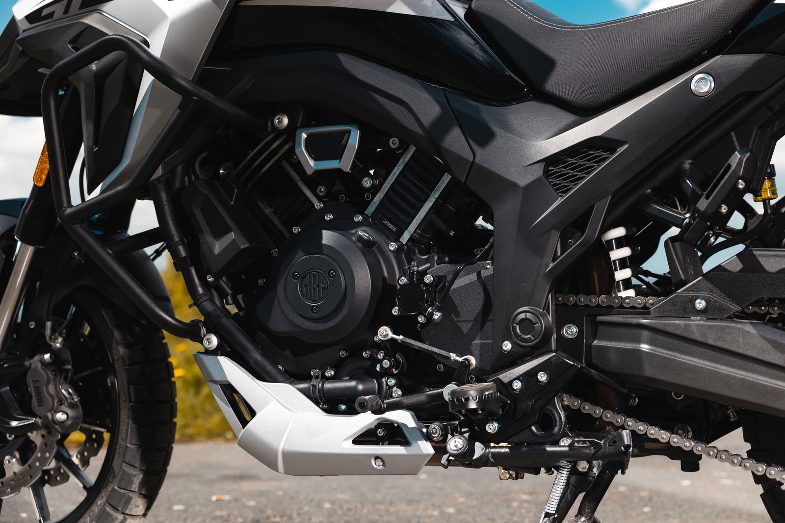 Morbidelli T1002VX - details