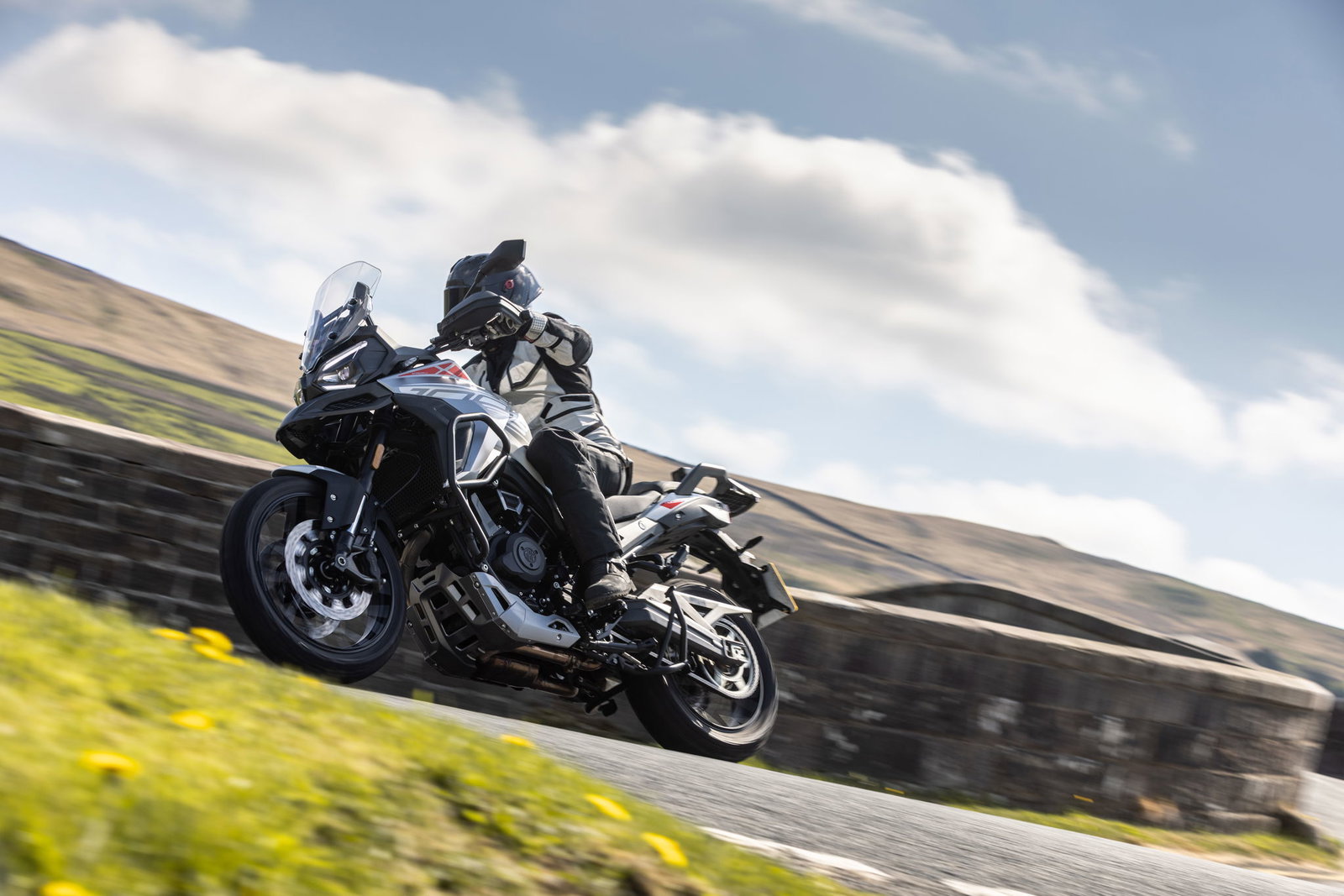 Morbidelli T1002VX - riding