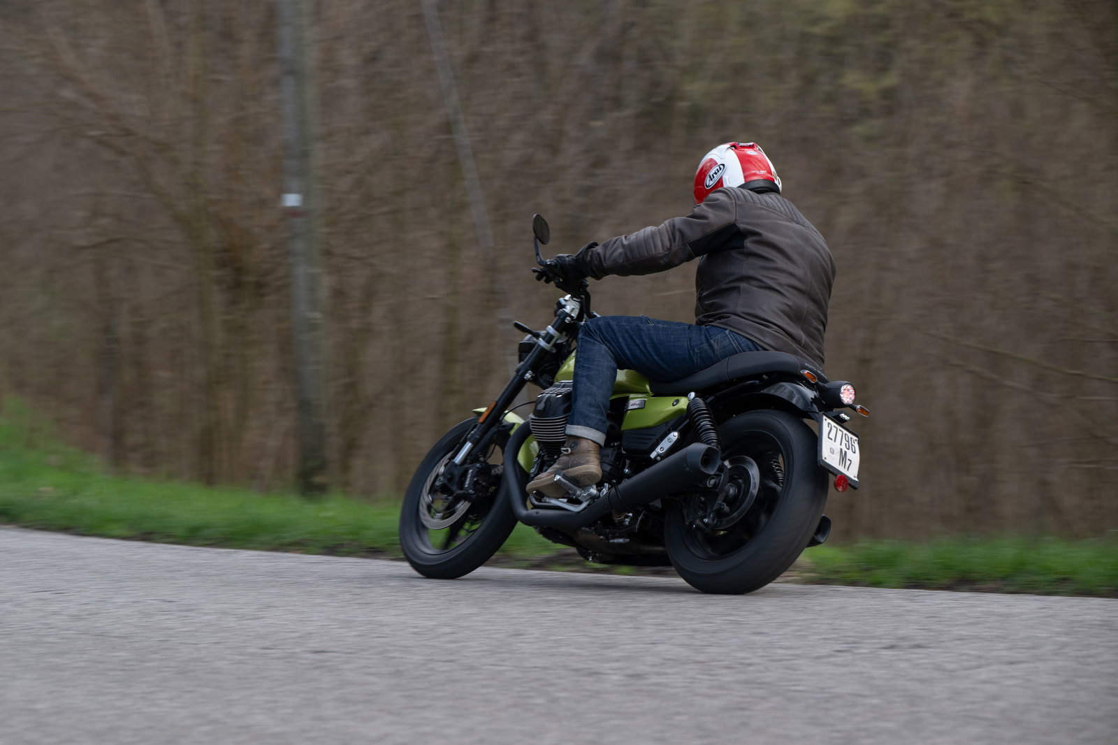 The V7 Sport - riding
