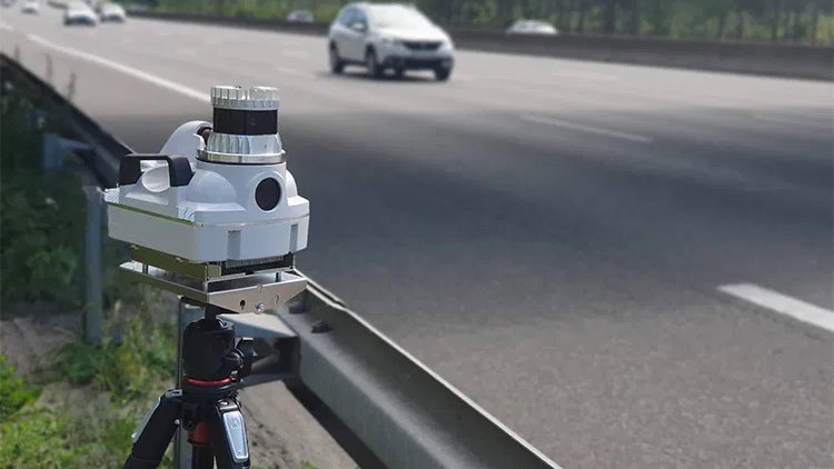 Parifex-Nano 3D Lidar traffic camera on the roadside
