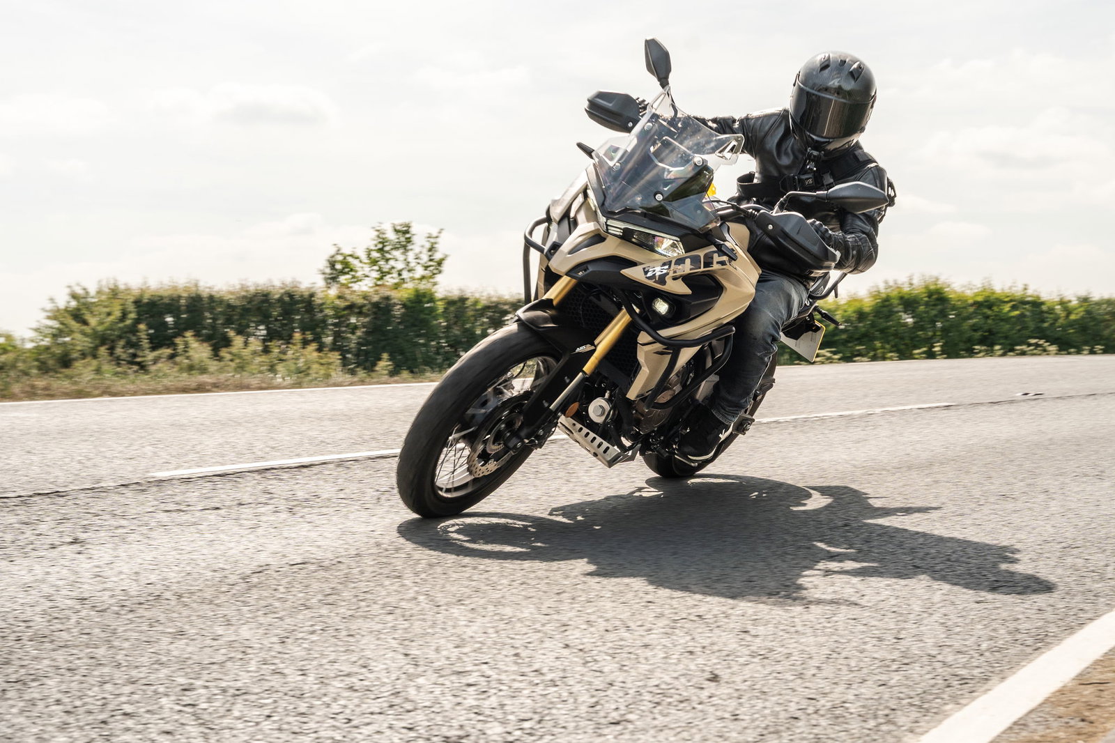 The Voge DS525X - riding