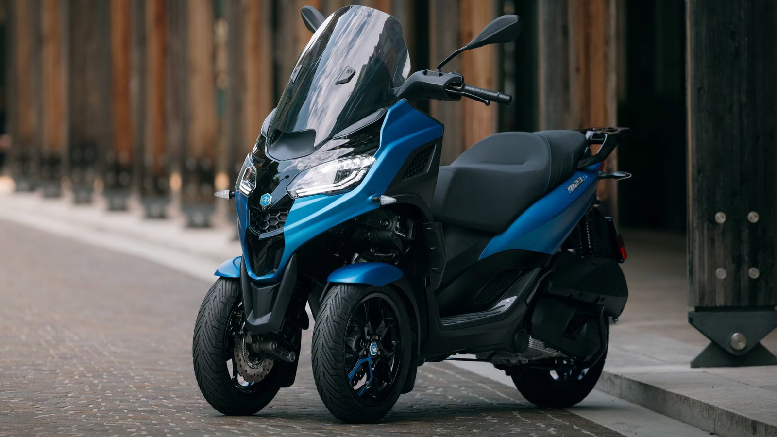 The 2025 Piaggio MP3