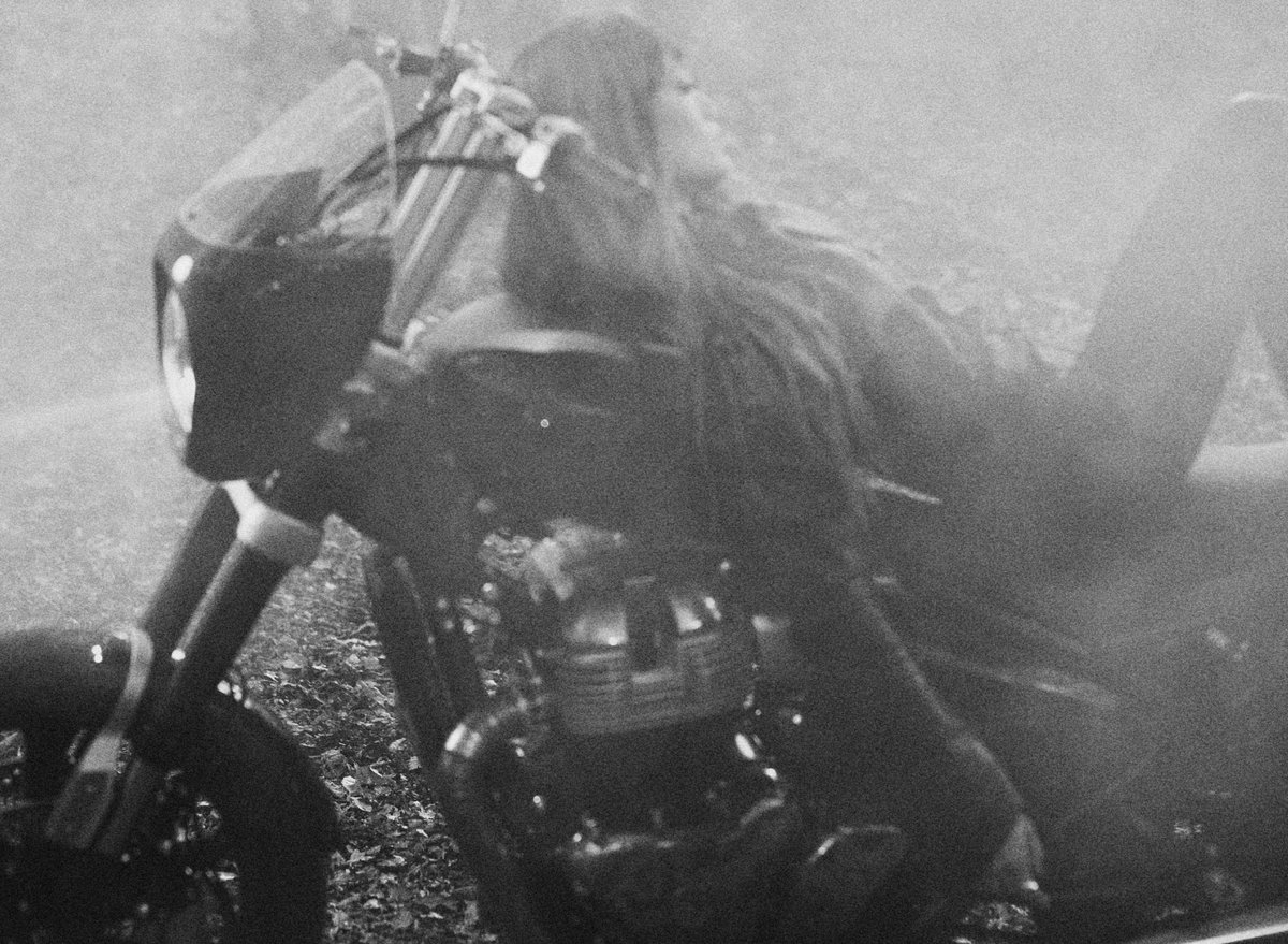 Royal Enfield Collaborates with The Great Frog on Custom Cruiser ...