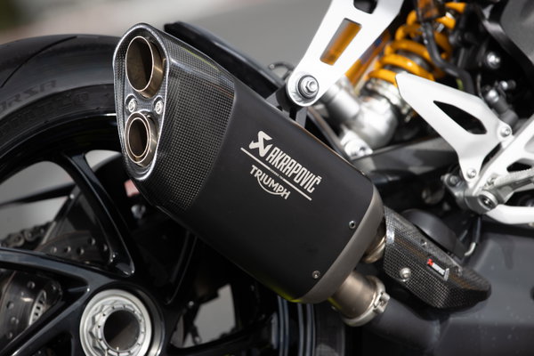 Triumph Speed Triple 1200 RX Review: The Wild Side Redefined | Visordown