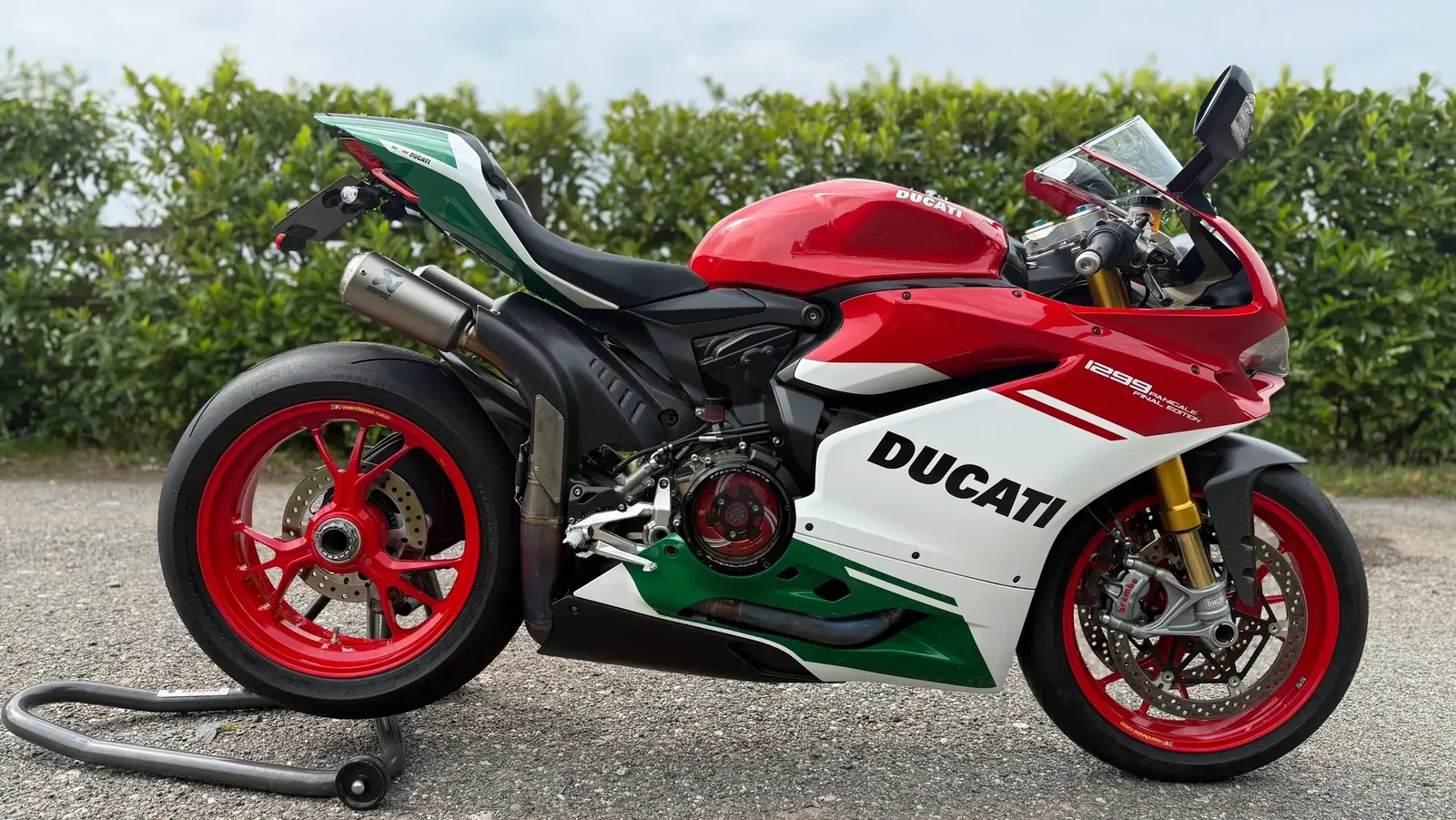 Credit; Iconic Auctioneers