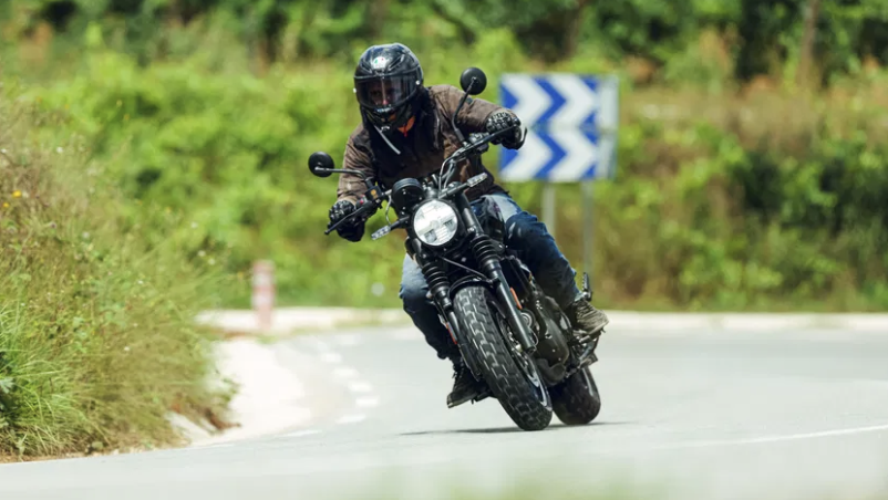 Royal Enfield Guerrilla 450