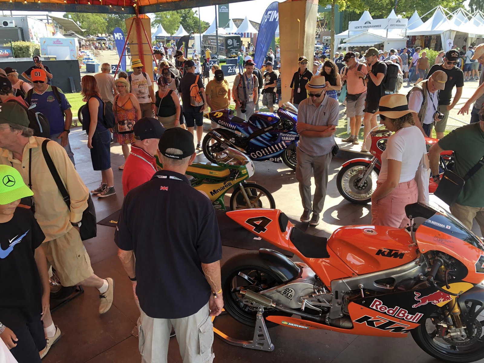 Bikes at FIM Historic Events Calendar - 2025 Le Mans Classic. Credit - Amicale Spirit of Speed