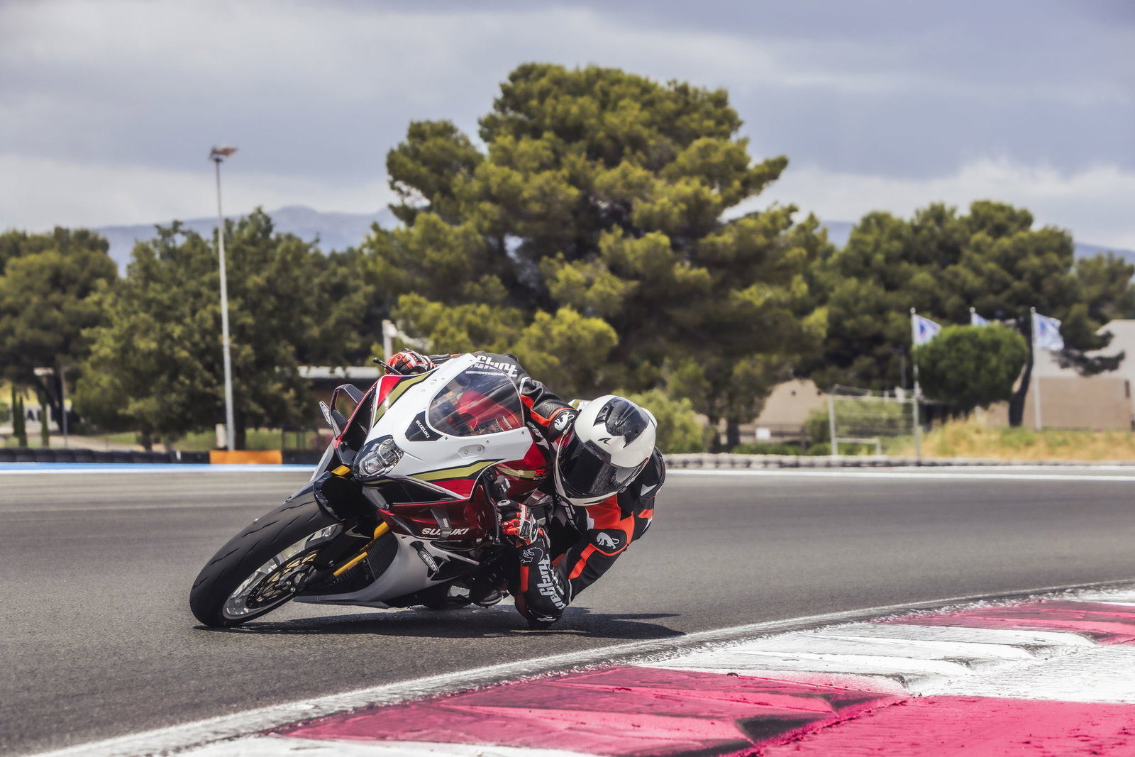 The 2026 Suzuki GSX-R1000R