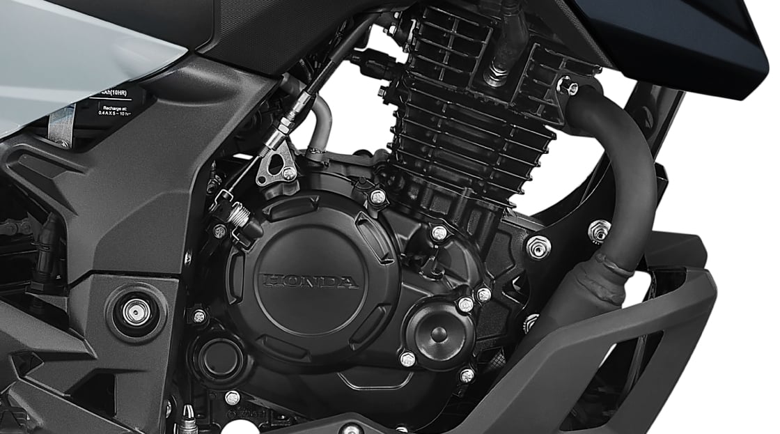The new Honda CB125 Hornet - engine