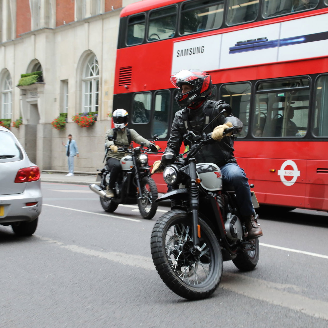 Riding the 2026 BSA Scrambler 650 in central London
