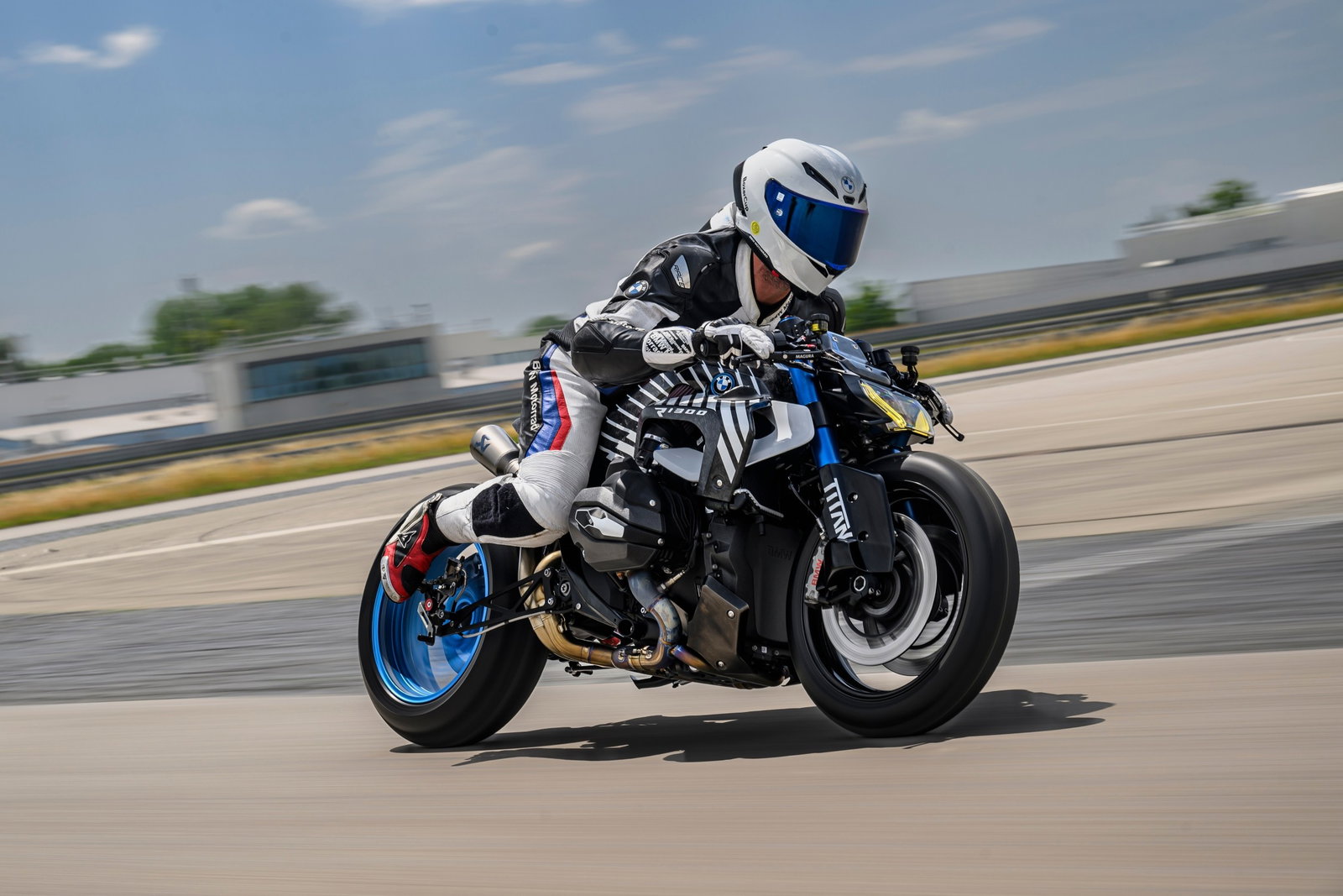 BMW R1300 R Titan