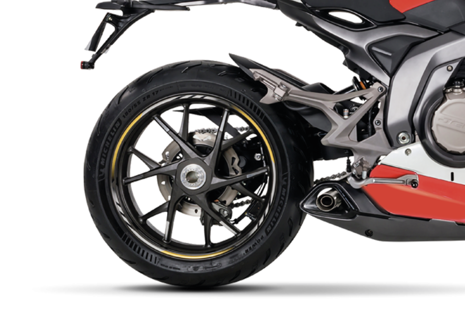The rear wheels and swing arm of the K750