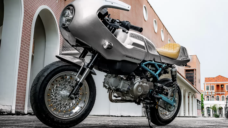 Ducati Paul Smart-inspired Honda Monkey. Credit - Note Kevlar.