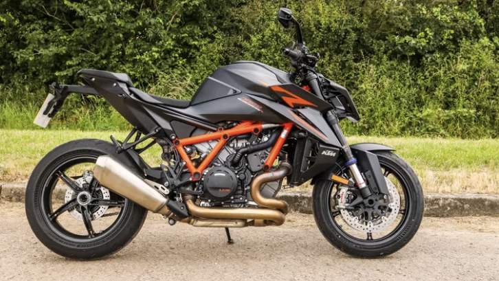 KTM 1390 Super Duke R Evo