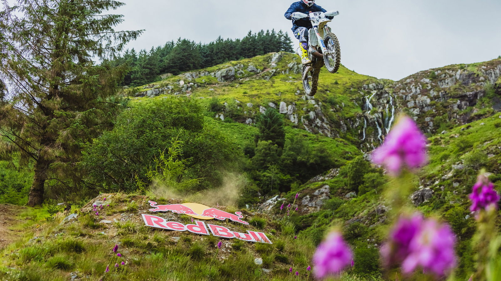 Billy Bolt on the Red Bull Hardline course - Image: Dan Griffiths / Red Bull Content Pool