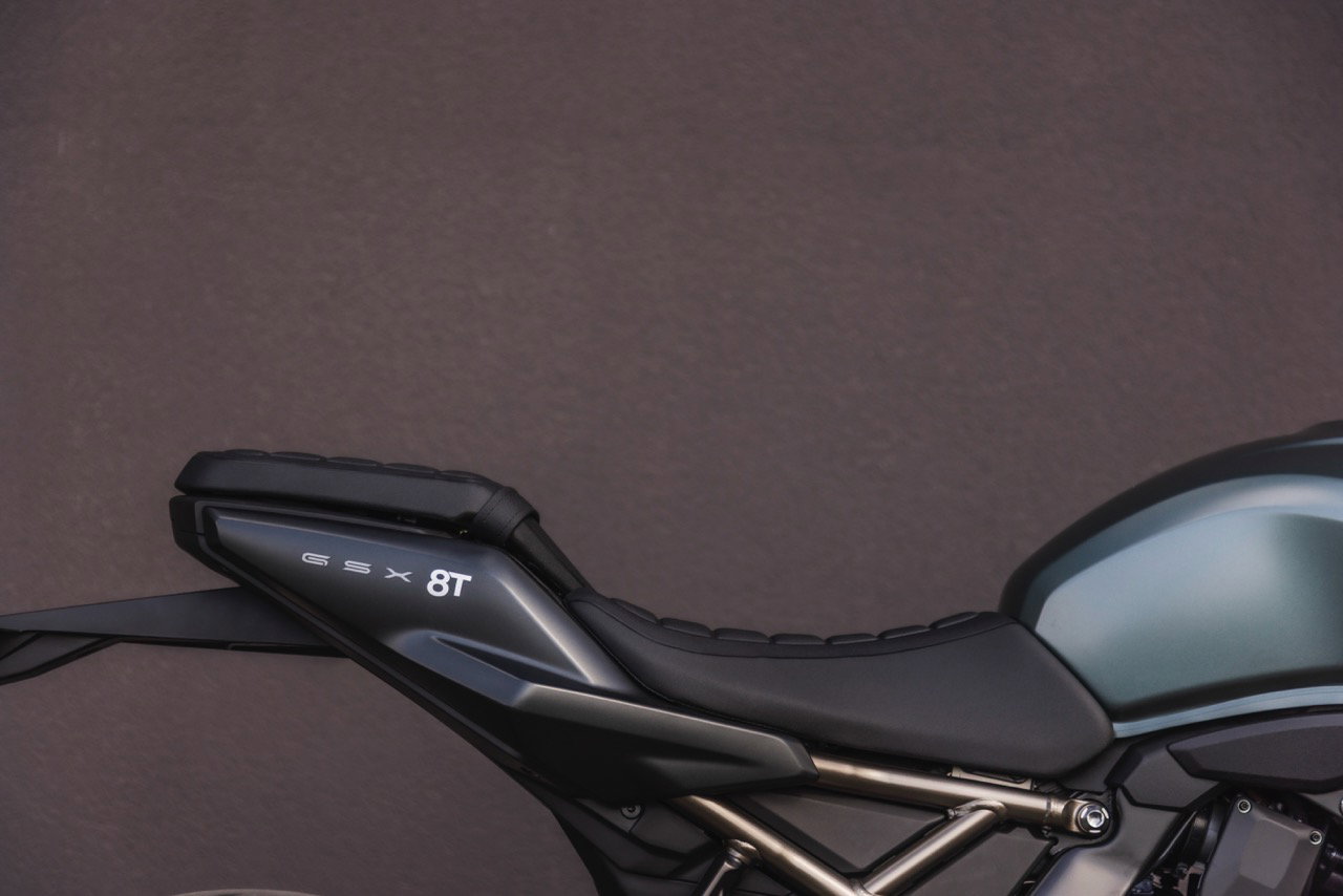 The seat of the GSX-8T