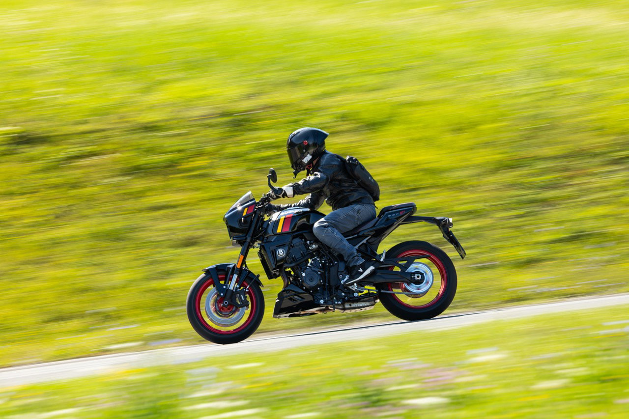 The GSX-8TT - riding