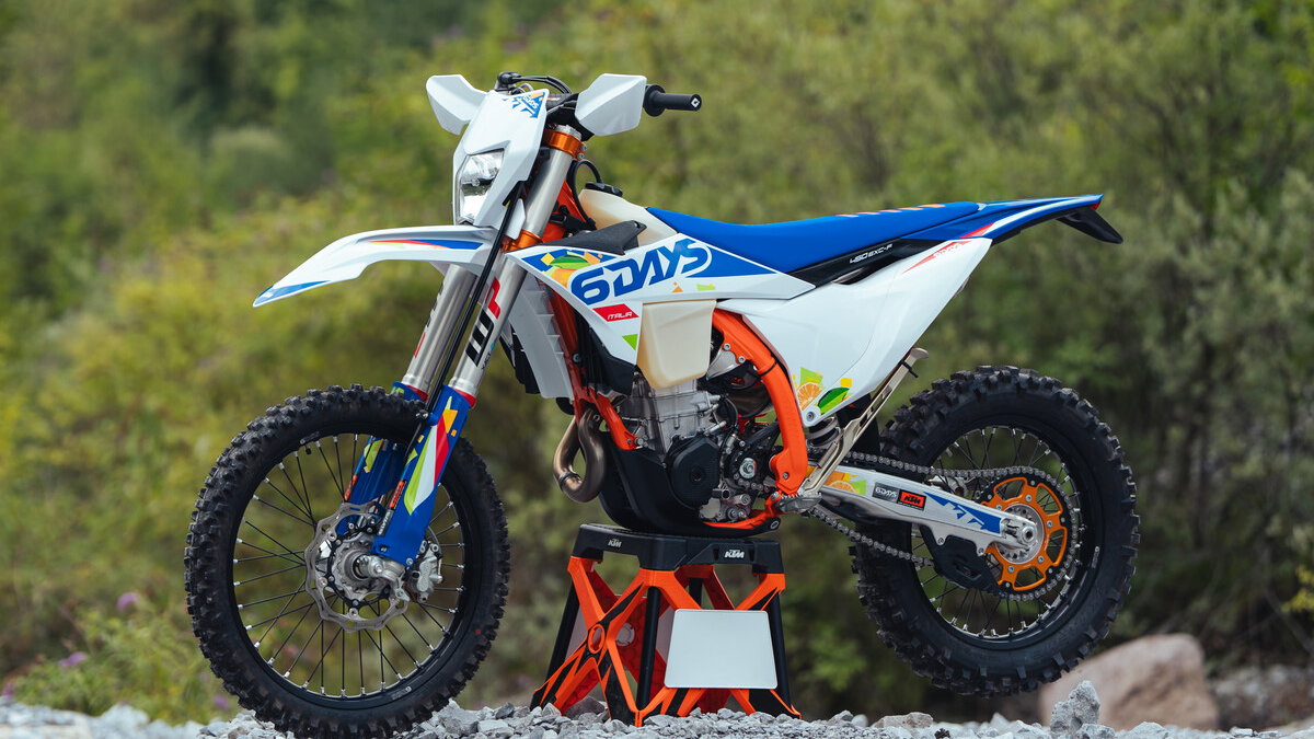 New KTM 6DAYS enduro model