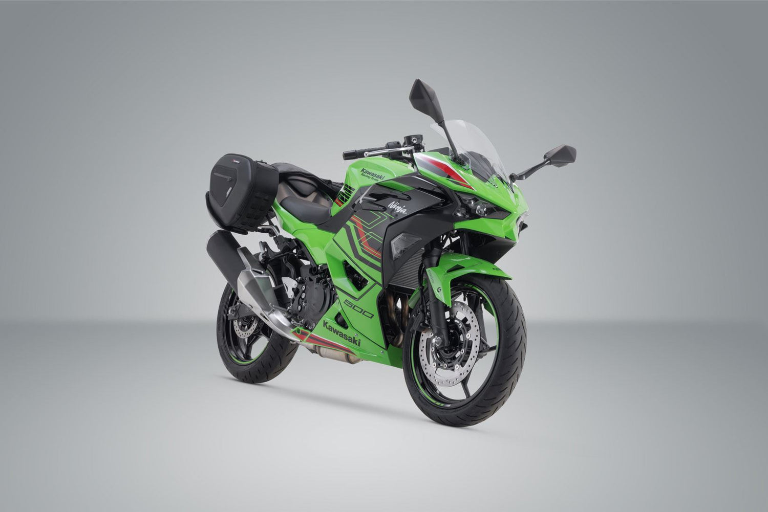 Kawasaki Ninja 500 with SW-Motech panniers
