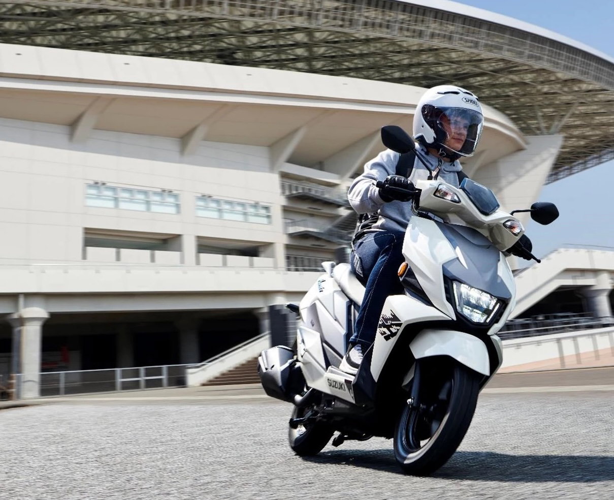 The Suzuki Avensis 125