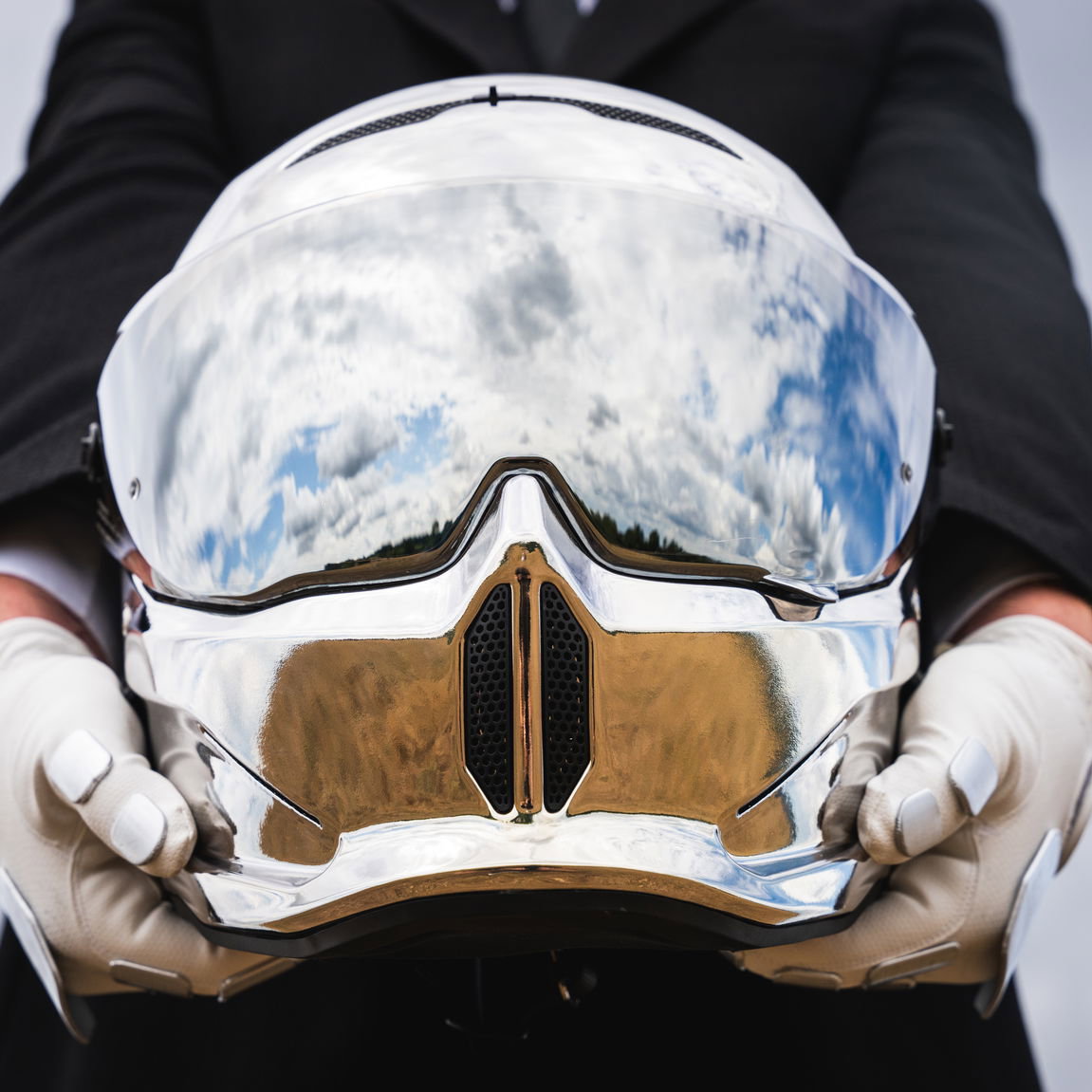 chrome full face motorcycle helmet Lots of Powder | Ruroc | Helmets Fly Racing Sentinel Recon Matte