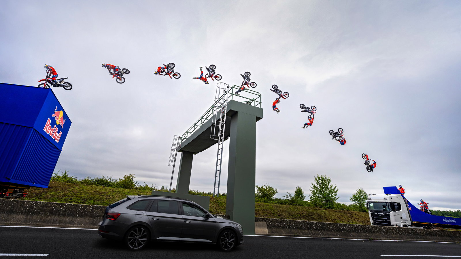 Luc Ackermann jumping a motorway hoarding - Predrag Vuckovic / Red Bull Content Pool