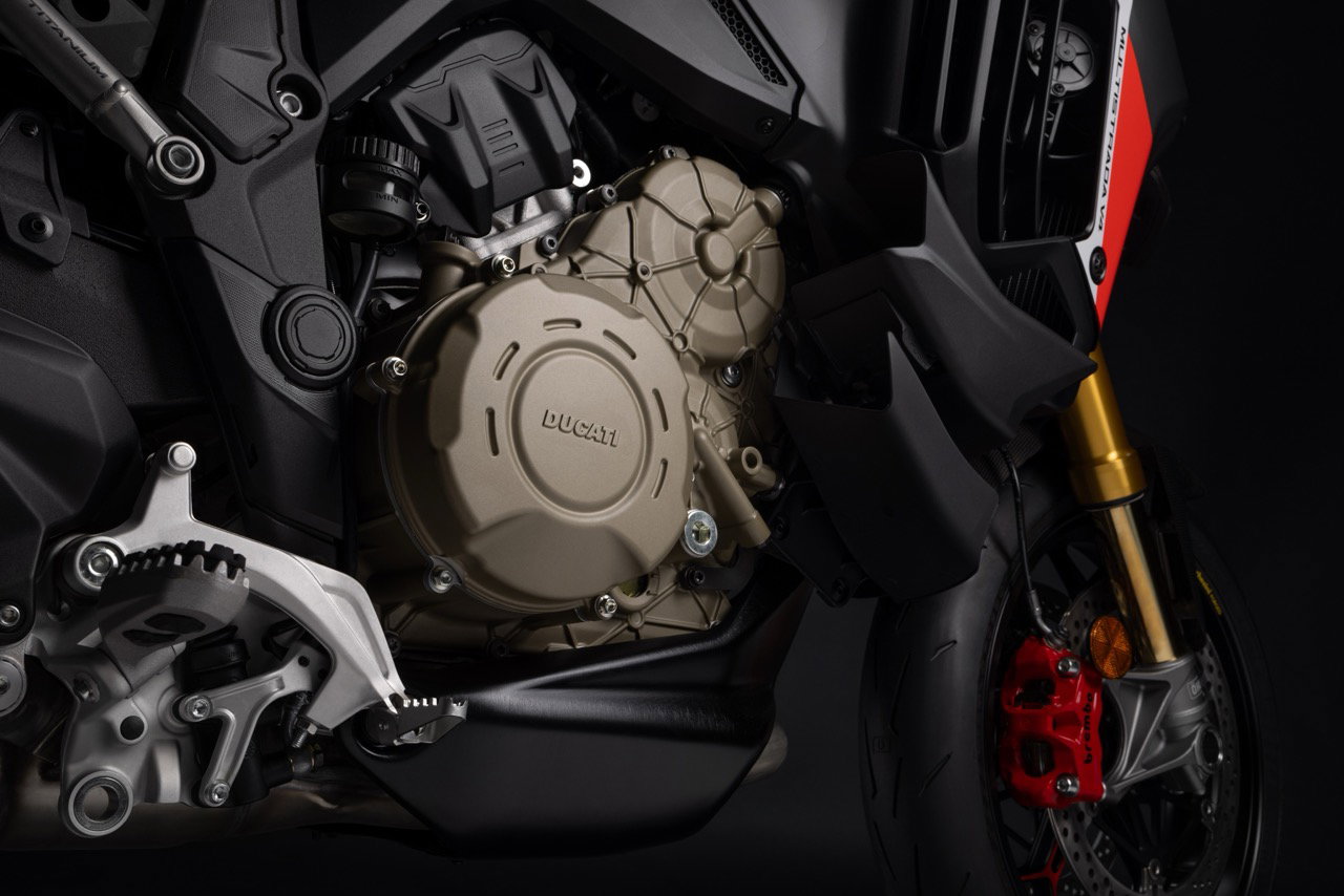 The engine pumps out a claimed 177bhp