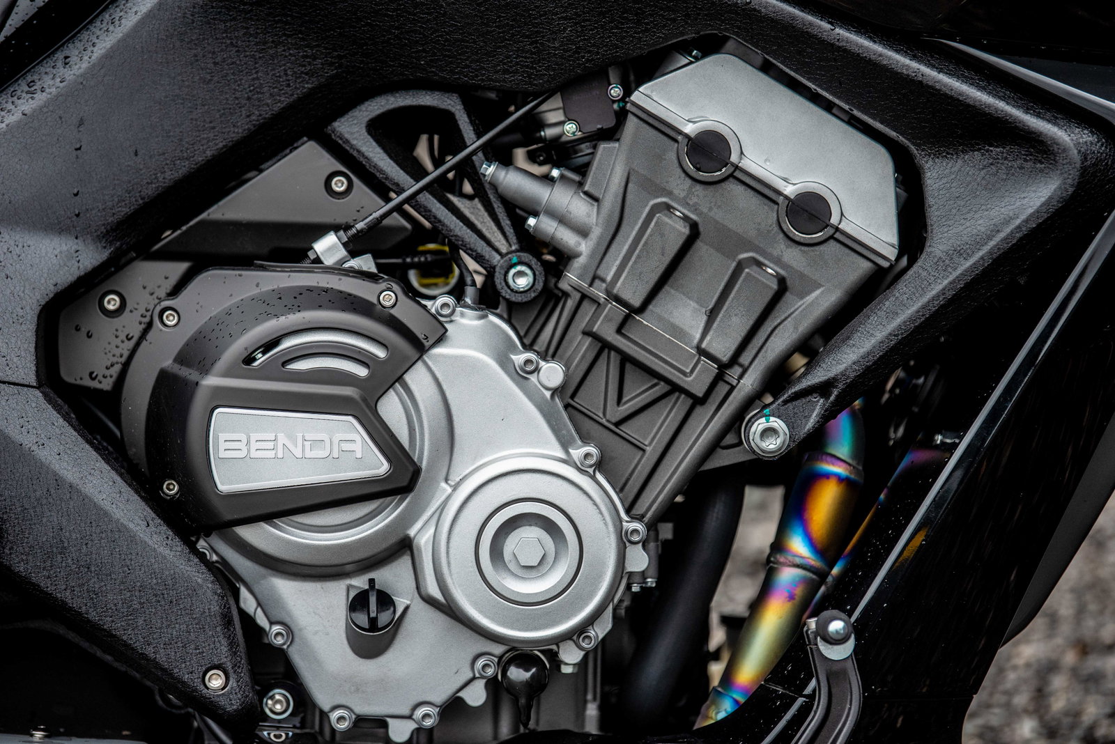 The Benda LFC700 - detail